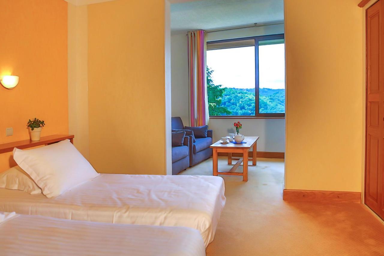 L'Oustal Del Barry Hotel นาฌัค ภายนอก รูปภาพ