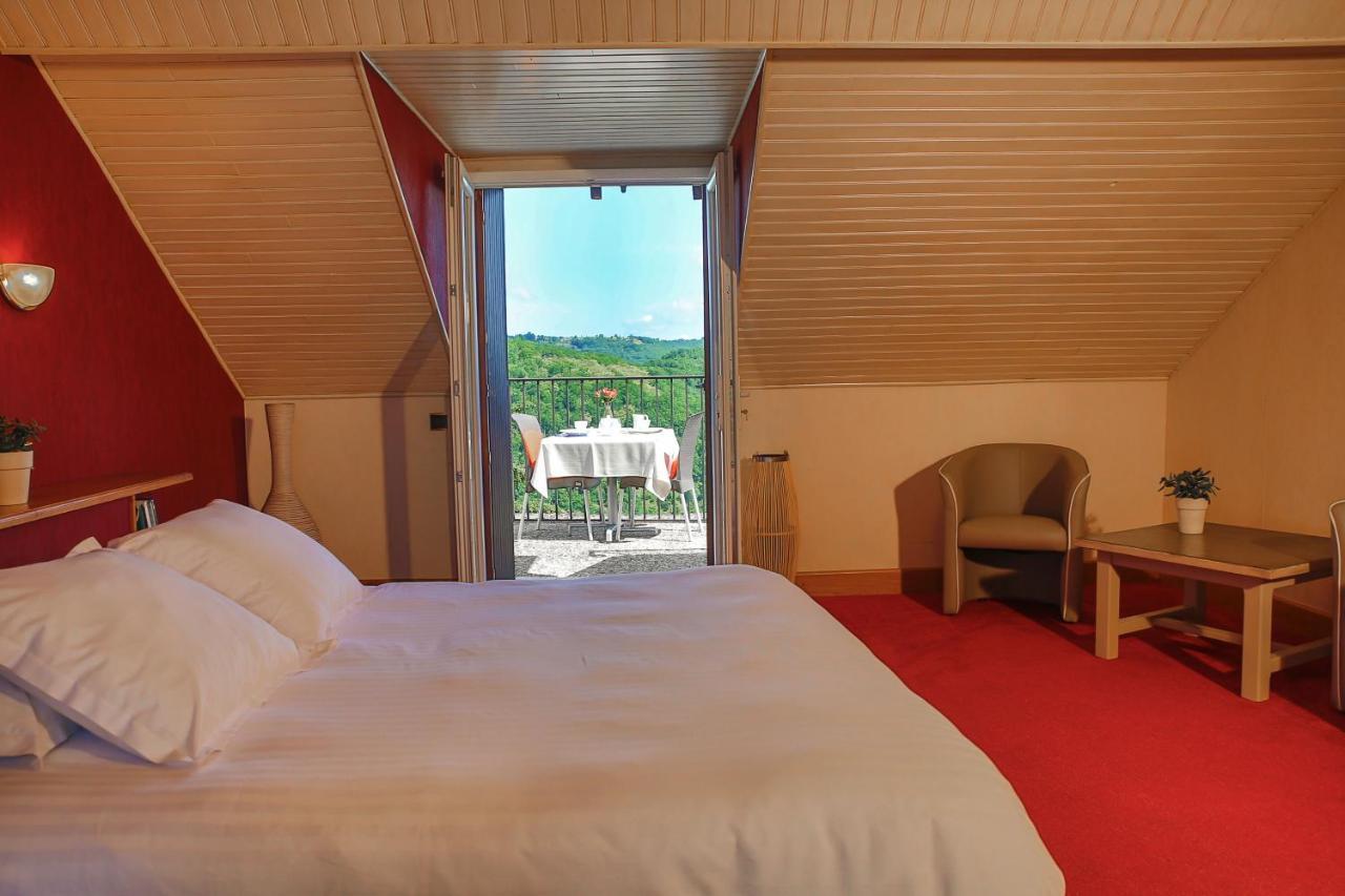 L'Oustal Del Barry Hotel นาฌัค ภายนอก รูปภาพ
