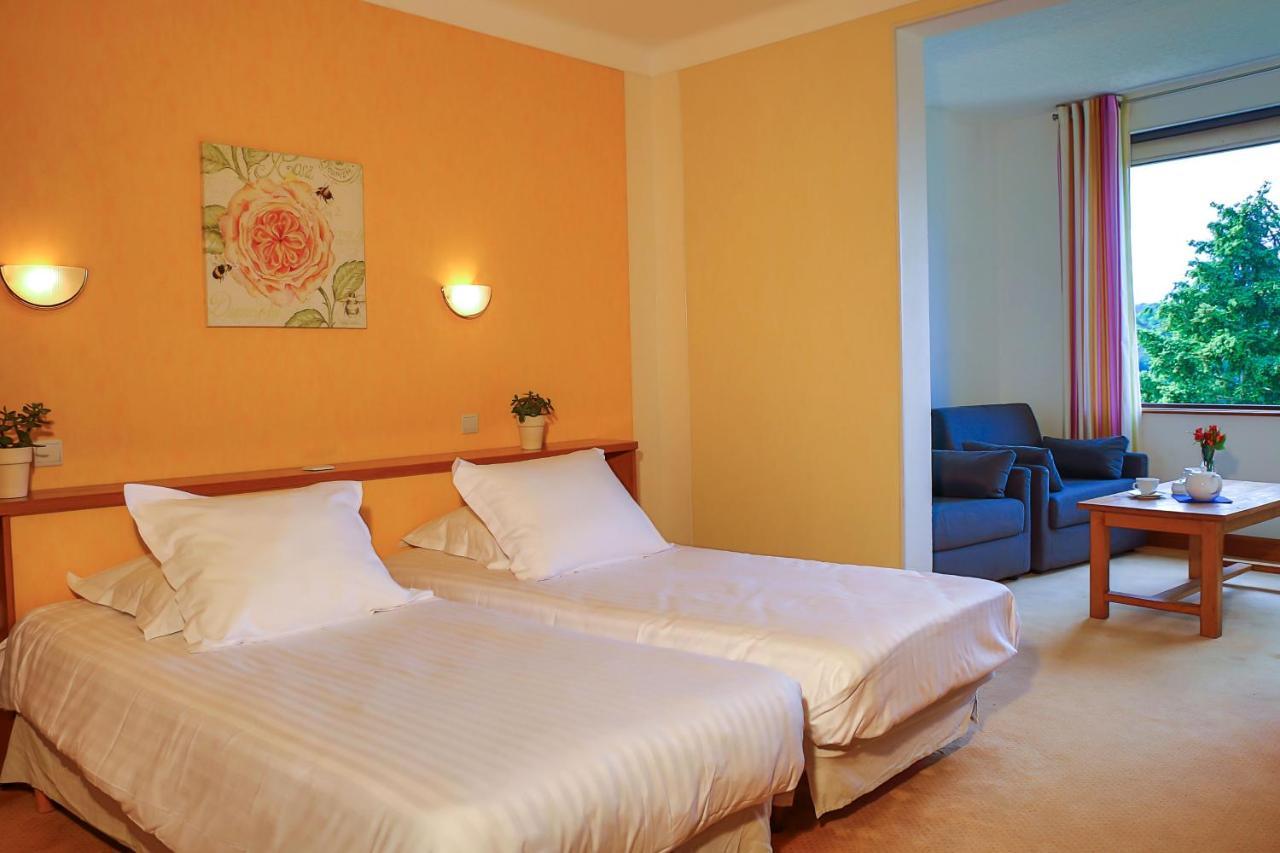 L'Oustal Del Barry Hotel นาฌัค ภายนอก รูปภาพ