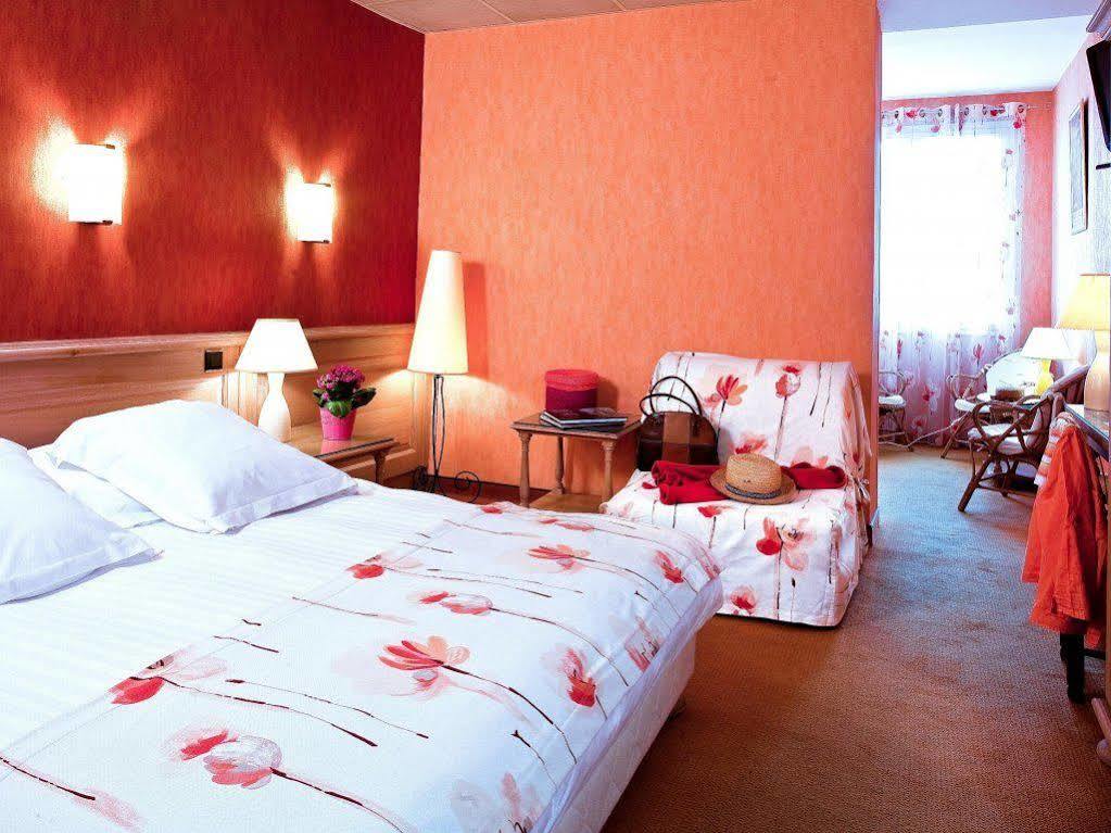 L'Oustal Del Barry Hotel นาฌัค ภายนอก รูปภาพ